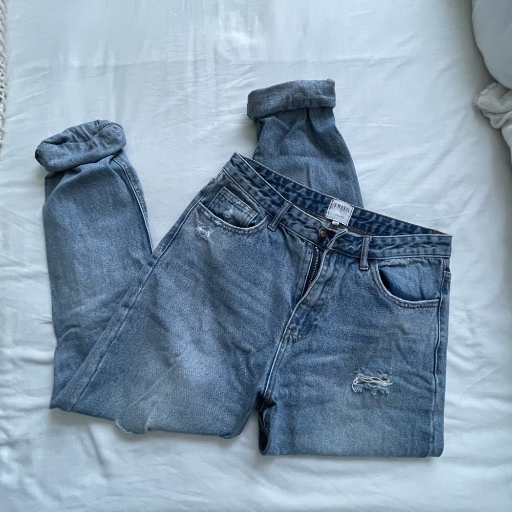 Ripped jeans